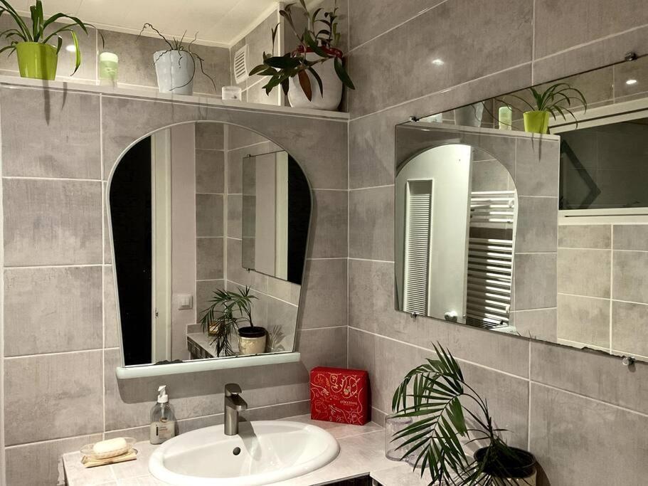 Ferienwohnung Le Passage Du Faubourg, Agreable T3 En Duplex De 120M2 Saint-Léonard-de-Noblat Exterior foto